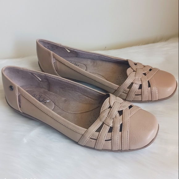 Life Stride Women's Beige  Diverse Cushioned Footbed Square Toe Flats Sz 10M - Picture 2 of 8